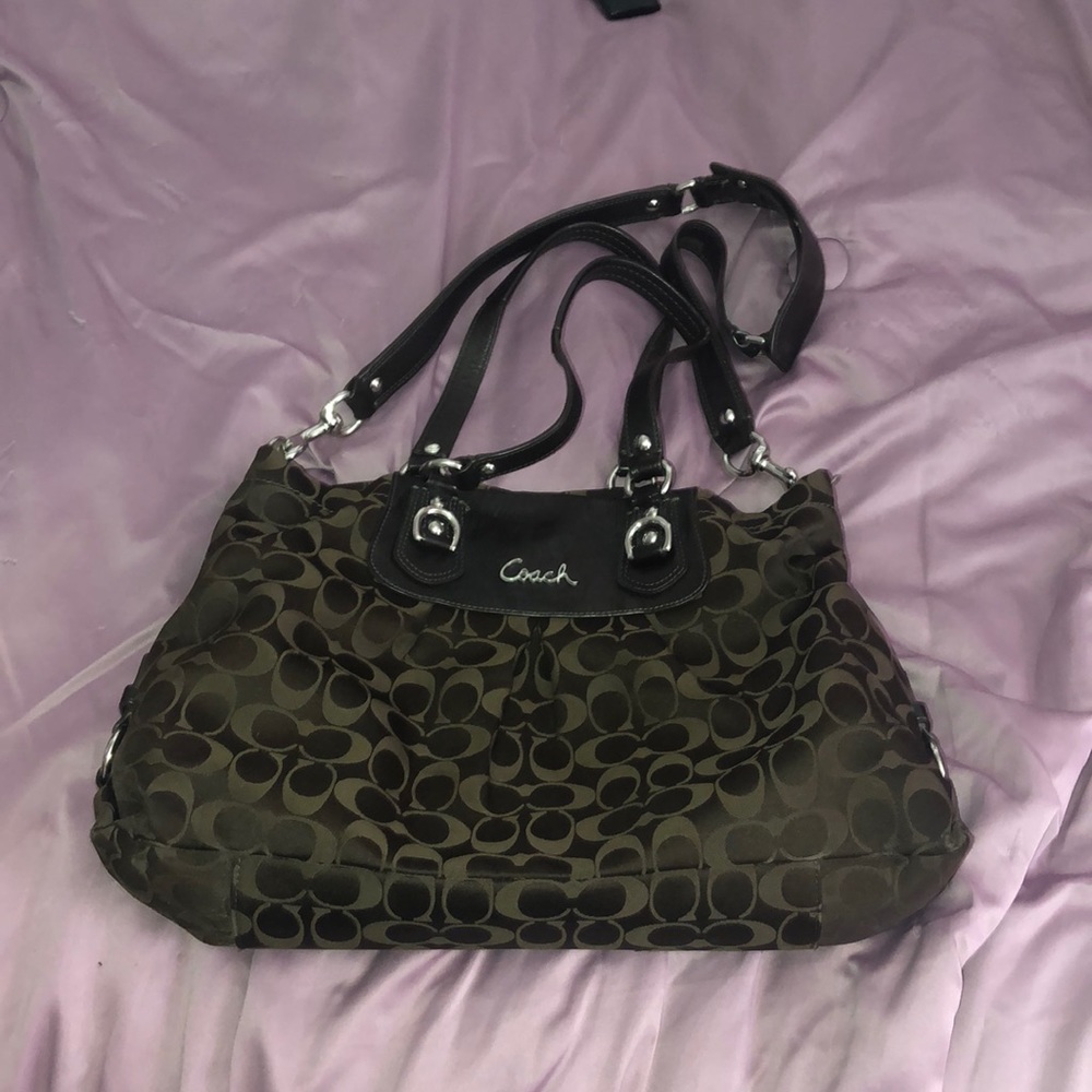Coach shoulder/crossbody bag
